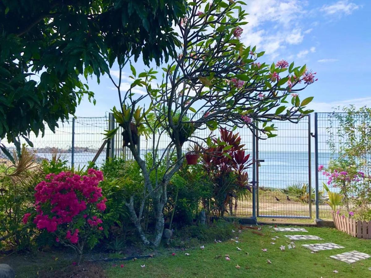 Melaka Beachfront Villa With Pool Екстериор снимка