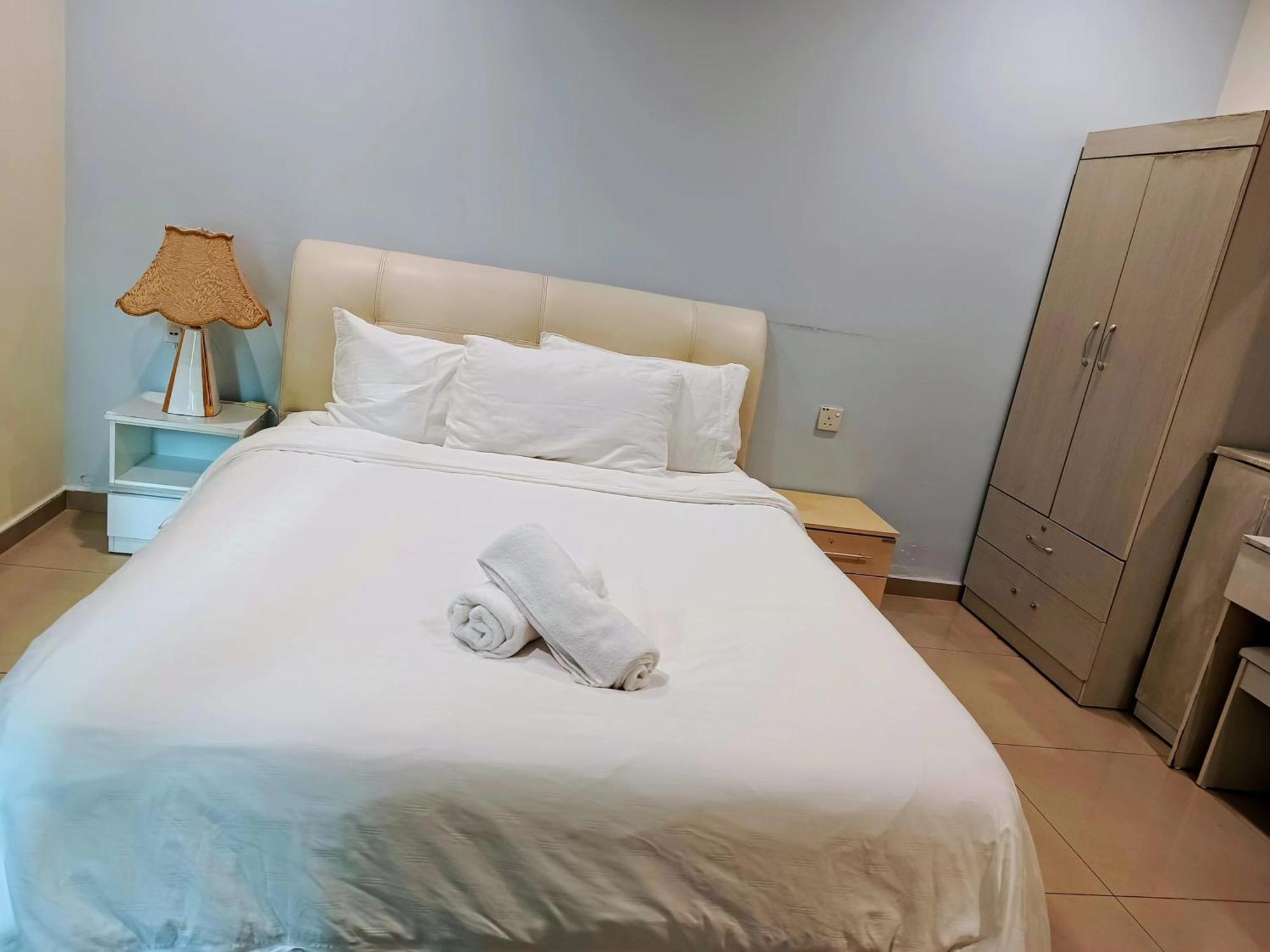 Melaka Beachfront Villa With Pool Екстериор снимка