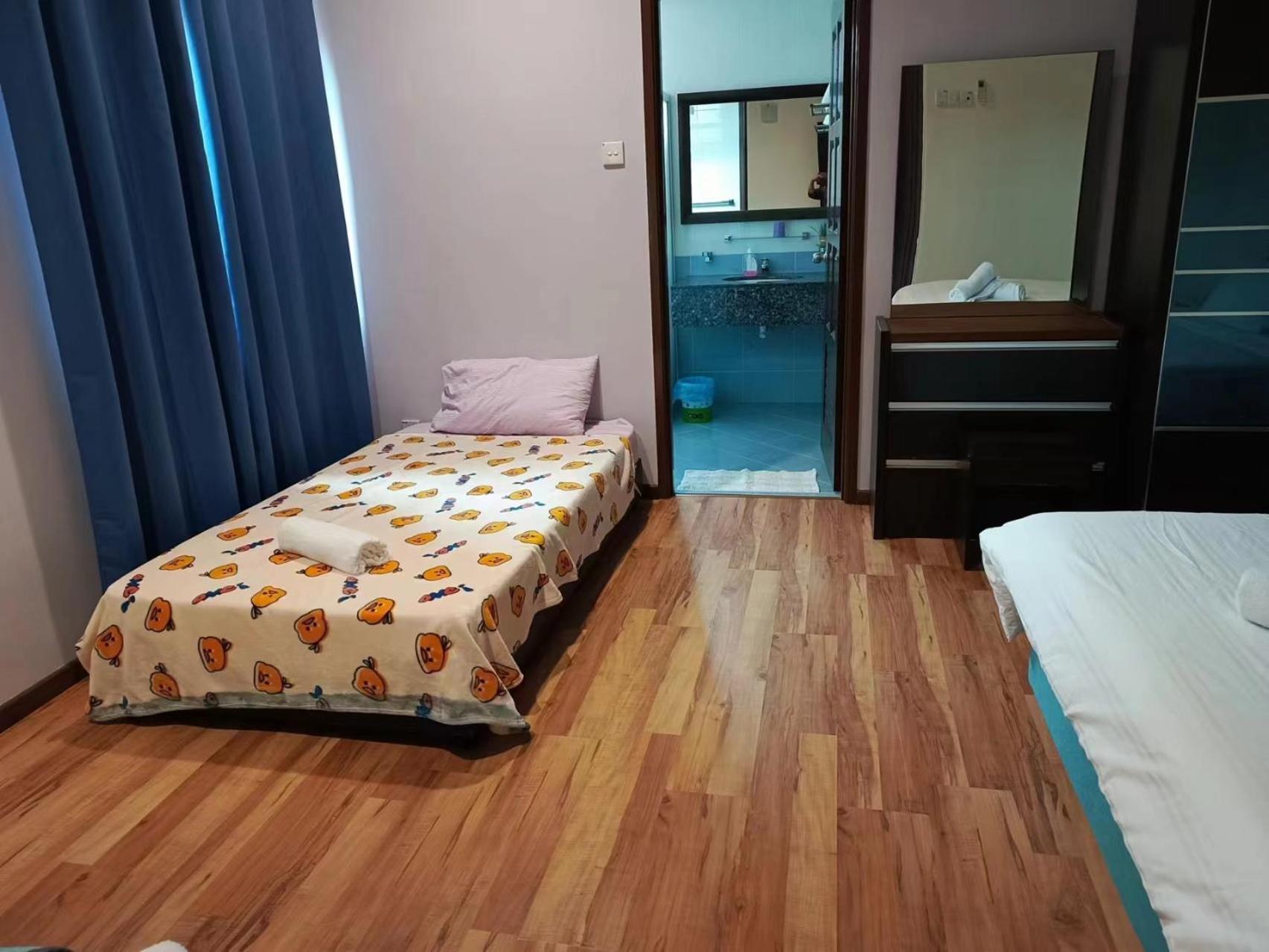 Melaka Beachfront Villa With Pool Екстериор снимка