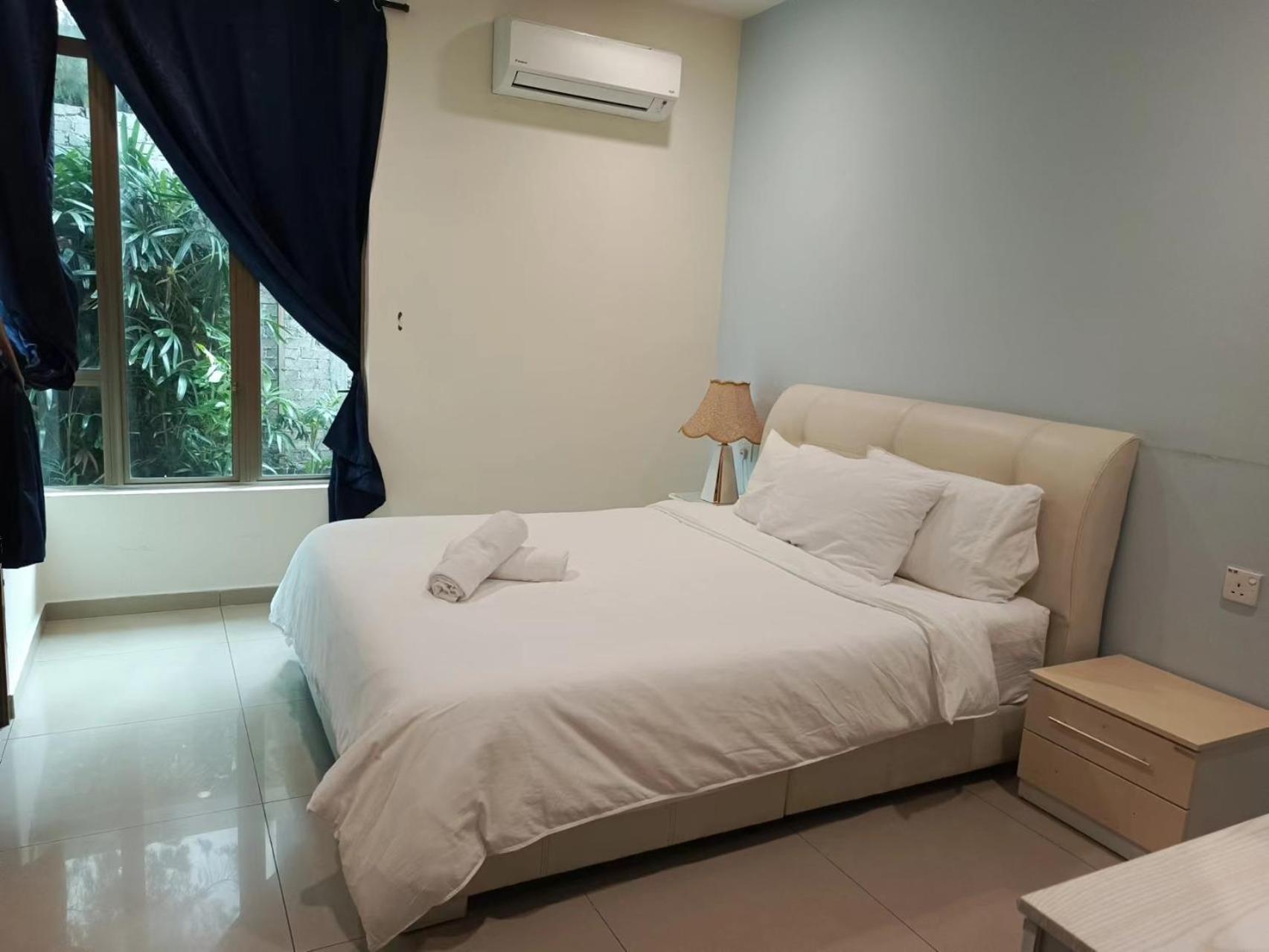 Melaka Beachfront Villa With Pool Екстериор снимка